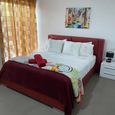 Luxury 5-bed In Costa Adeje Tenerife Vila *